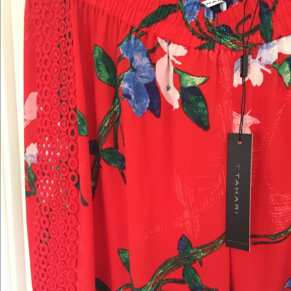 🎁SOLD🎁 TAHARI "Julia Pant" - Picture 3 of 8